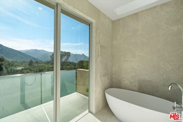 25638 Monte Nido Drive, Calabasas, CA 91302