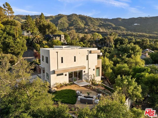 25638 Monte Nido Drive, Calabasas, CA 91302