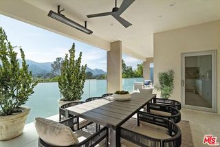 25638 Monte Nido Drive, Calabasas, CA 91302