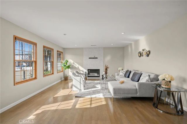 12313 Alberta, Culver City, CA 90230