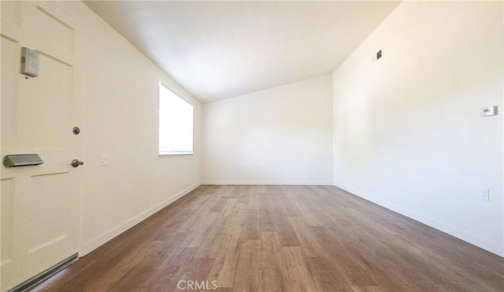 19364 Avenue Of The Oaks, Newhall, CA 91321 — photo 5