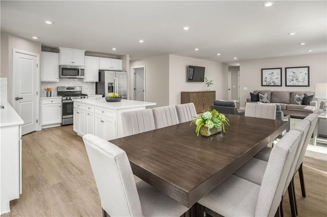 5035 Santoro RD, Toano, VA 23168
