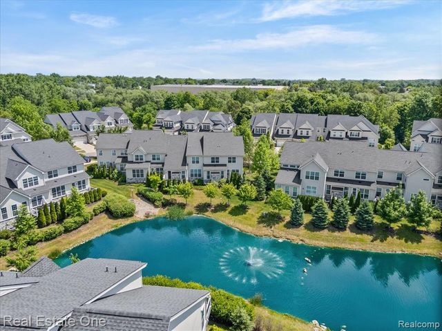 42829 Cardinal Way, Novi, MI 48375