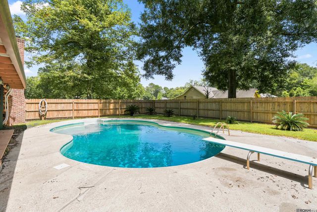 7618 Kingsley Dr, Denham Springs, LA 70706