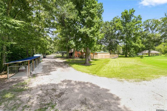 7618 Kingsley Dr, Denham Springs, LA 70706