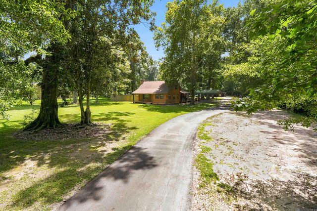 7618 Kingsley Dr, Denham Springs, LA 70706