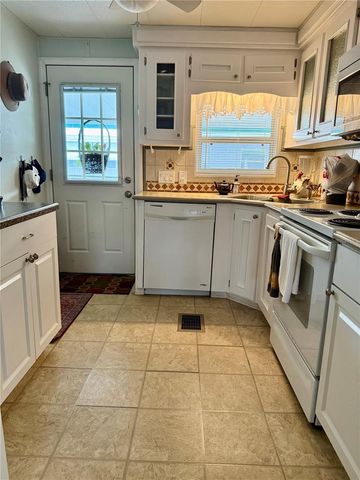 34541 VIOLET DRIVE N, Pinellas Park, FL 33781