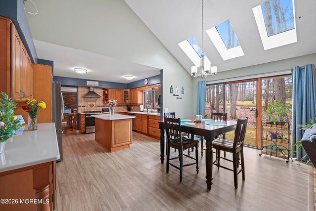 176 Stonehill Road, Freehold, NJ 07728