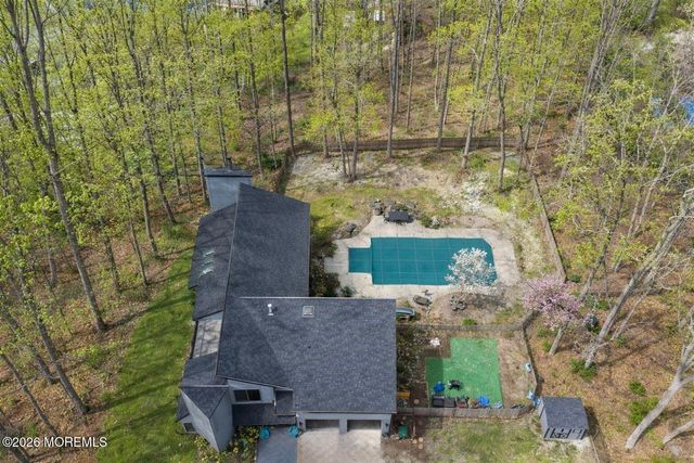 176 Stonehill Road, Freehold, NJ 07728