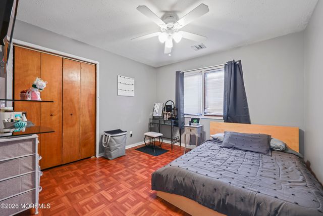 176 Stonehill Road, Freehold, NJ 07728