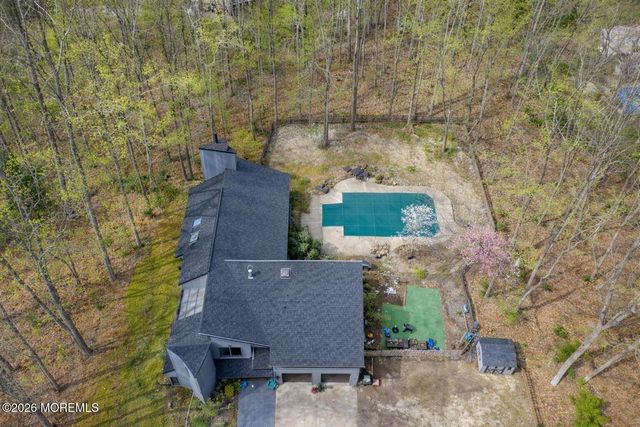 176 Stonehill Road, Freehold, NJ 07728