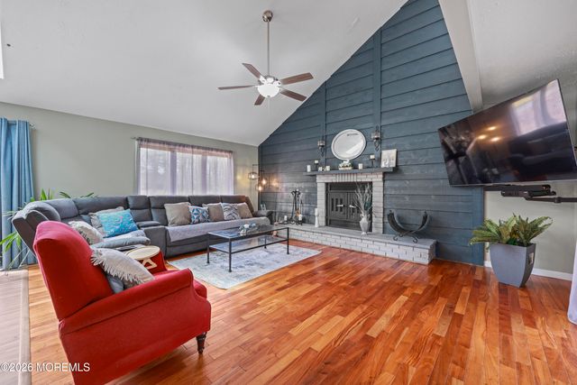 176 Stonehill Road, Freehold, NJ 07728