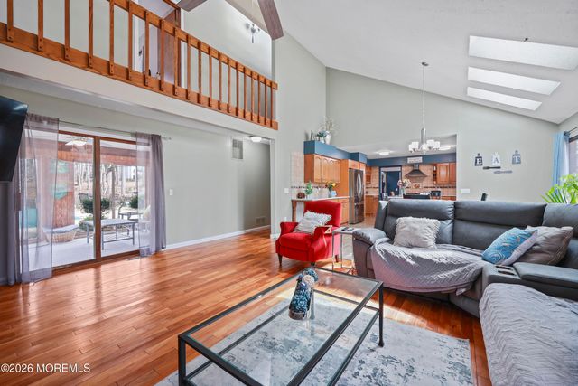 176 Stonehill Road, Freehold, NJ 07728