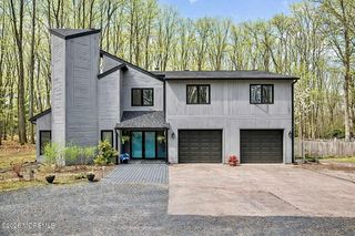 176 Stonehill Road, Freehold, NJ 07728