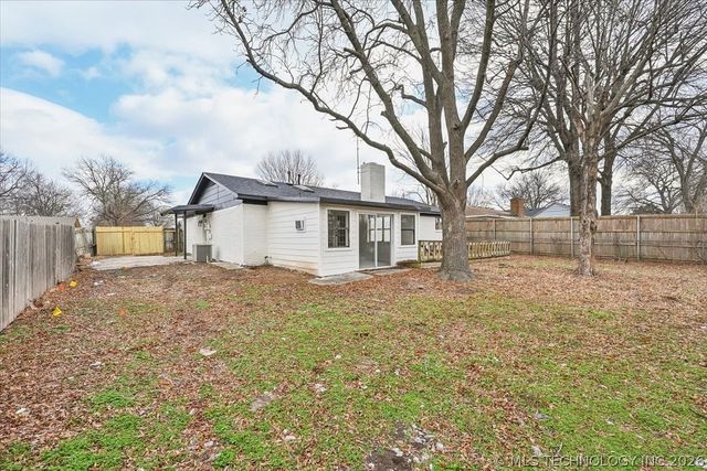 2114 S Hickory Avenue, Broken Arrow, OK 74012