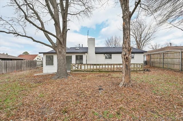 2114 S Hickory Avenue, Broken Arrow, OK 74012