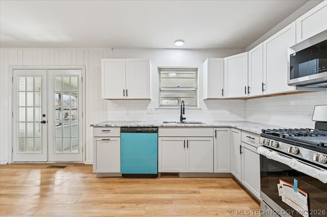 2114 S Hickory Avenue, Broken Arrow, OK 74012