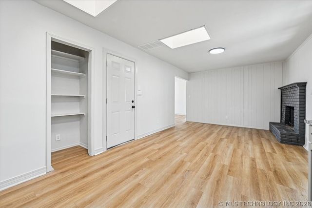 2114 S Hickory Avenue, Broken Arrow, OK 74012