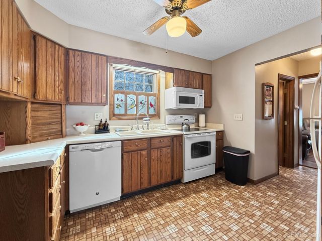 500 Wymore Avenue, Kingsford, MI 49802