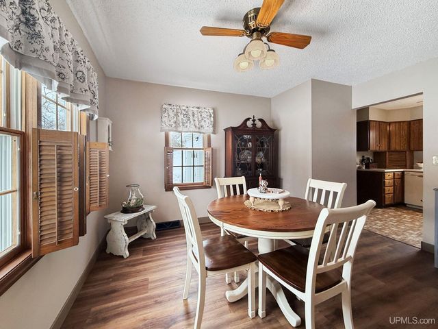 500 Wymore Avenue, Kingsford, MI 49802