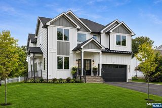 77 Elmwood Drive, Livingston, NJ 07039