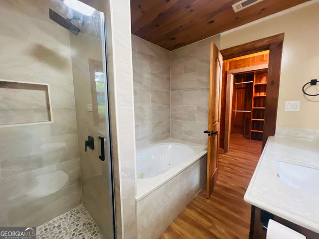 1843 Old Mobile Road, Mccaysville, GA 30555