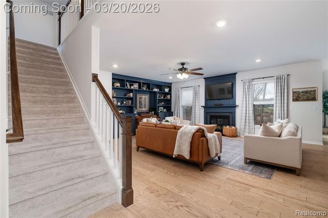 53211 Silver Birch Court, South Lyon, MI 48178