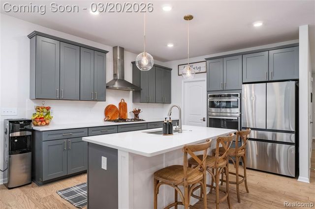 53211 Silver Birch Court, South Lyon, MI 48178