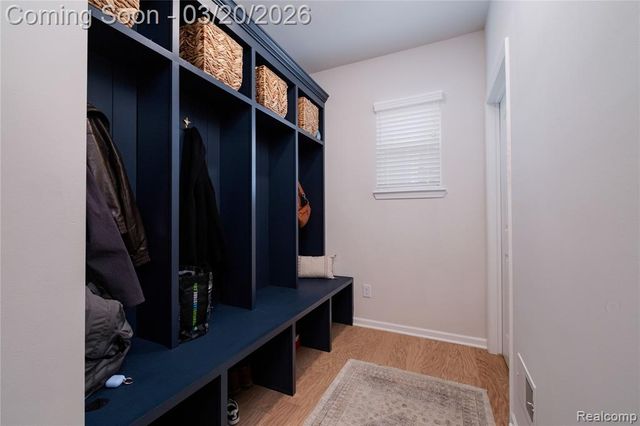 53211 Silver Birch Court, South Lyon, MI 48178