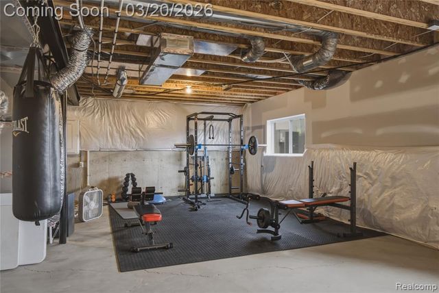 53211 Silver Birch Court, South Lyon, MI 48178