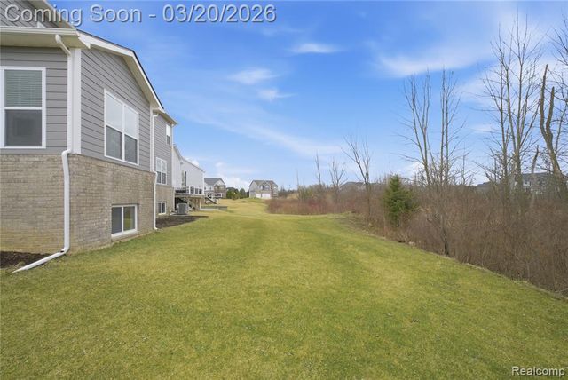 53211 Silver Birch Court, South Lyon, MI 48178