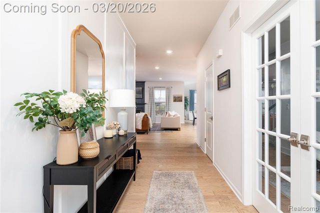 53211 Silver Birch Court, South Lyon, MI 48178