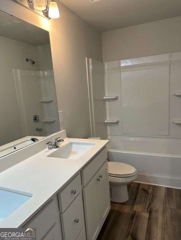 741 Point Place Drive, Loganville, GA 30052