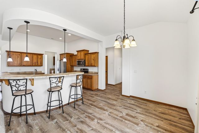 4209 Norma Loop, West Richland, WA 99353