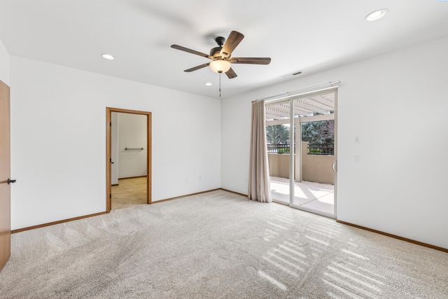 4209 Norma Loop, West Richland, WA 99353