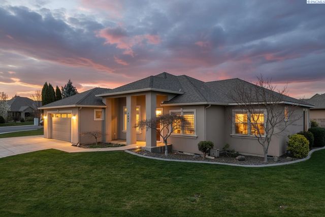 4209 Norma Loop, West Richland, WA 99353