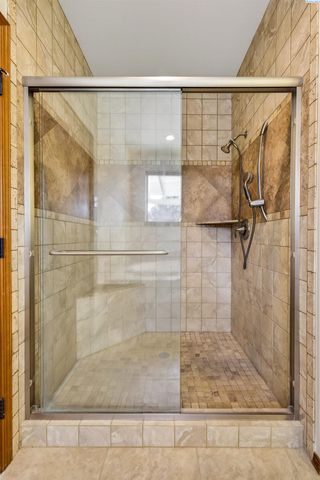 4209 Norma Loop, West Richland, WA 99353