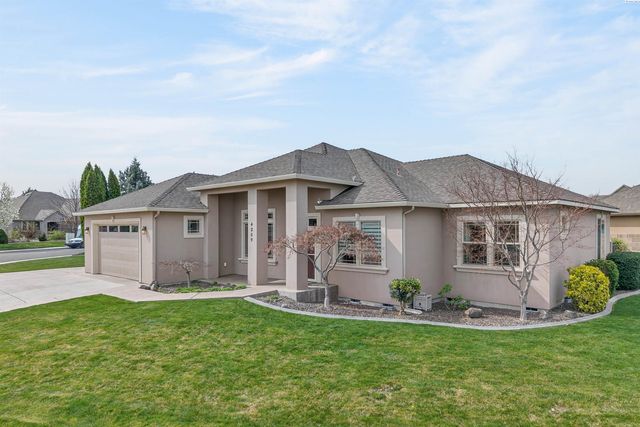 4209 Norma Loop, West Richland, WA 99353