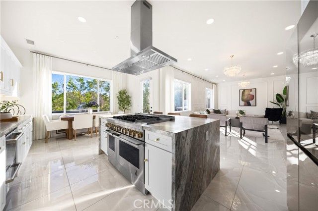 23195 Stoneridge, Mission Viejo, CA 92692