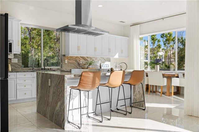 23195 Stoneridge, Mission Viejo, CA 92692