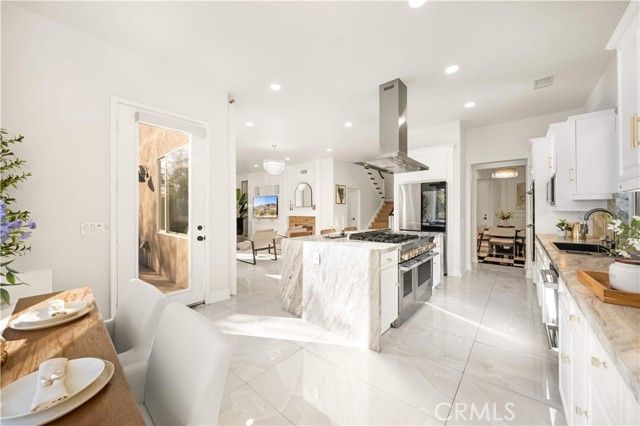 23195 Stoneridge, Mission Viejo, CA 92692