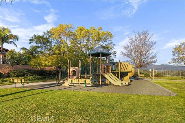 23195 Stoneridge, Mission Viejo, CA 92692