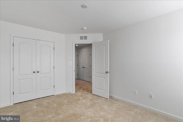21 STAFFORD PLACE, Falling Waters, WV 25419