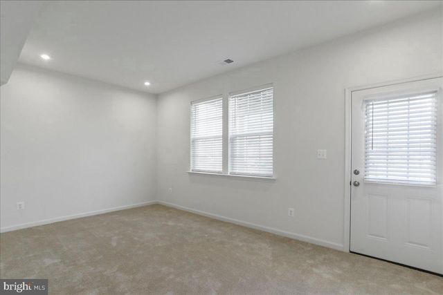 21 STAFFORD PLACE, Falling Waters, WV 25419