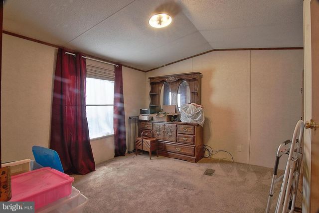 120 BORDIC RD, Reading, PA 19606