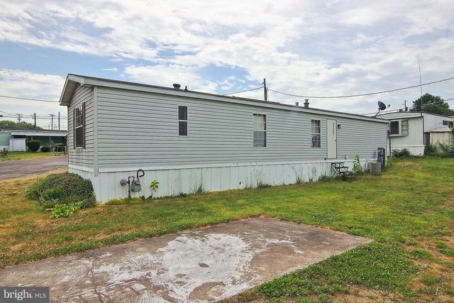 120 BORDIC RD, Reading, PA 19606