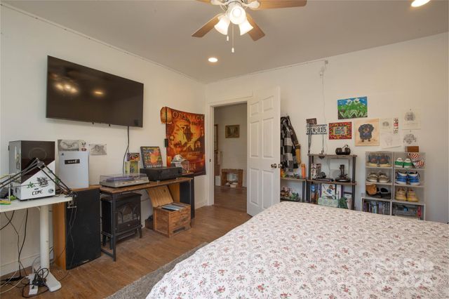 23 N 226 Highway, Bakersville, NC 28705