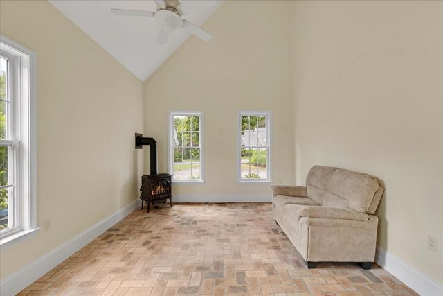 11 Stratford Ridge UNIT 11, Mashpee, MA 02649