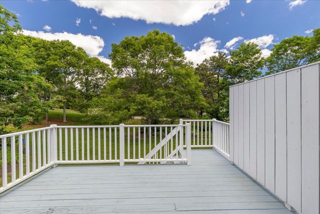 11 Stratford Ridge UNIT 11, Mashpee, MA 02649
