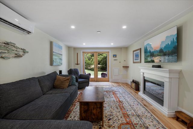 11 Stratford Ridge UNIT 11, Mashpee, MA 02649